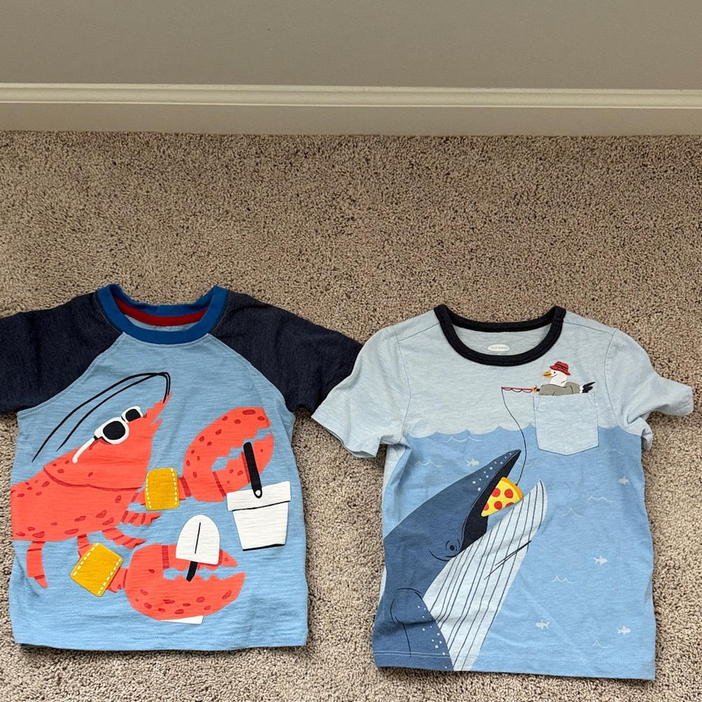Old Navy Kids' Blue and Red Graphic Tee